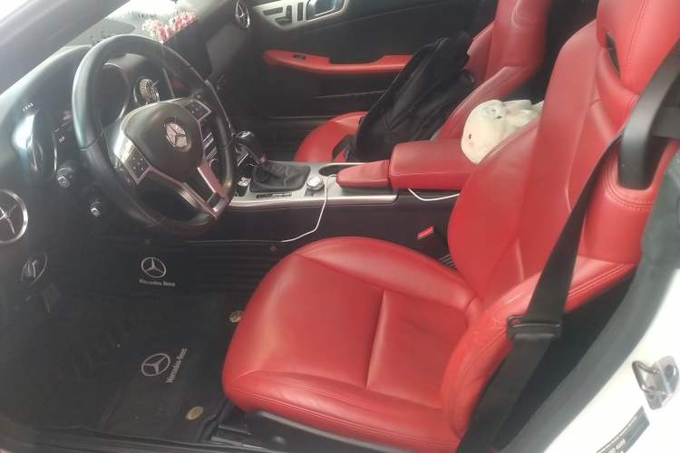 Used Mercedes-Benz SLK-Class 2011 SLK 200 Fashion Model Left Front Seat