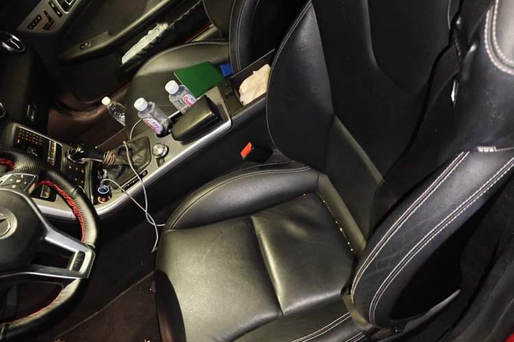 Used Mercedes-Benz SLK-Class 2011 SLK 200 Fashion Model Left Front Seat
