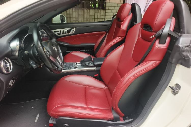 Used Mercedes-Benz SLK-Class 2011 SLK 200 Fashion Model Left Front Seat