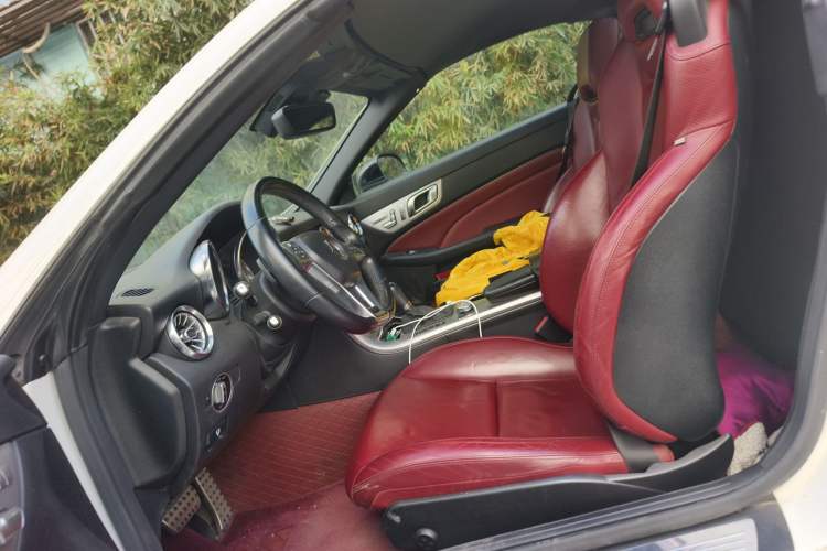 Used Mercedes-Benz SLK-Class 2011 SLK 200 Fashion Model Left Front Seat