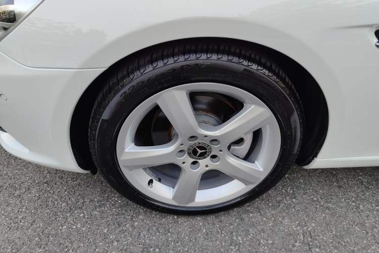 Used Mercedes-Benz SLK-Class 2011 SLK 200 Fashion Model Left Front Wheel Hub
