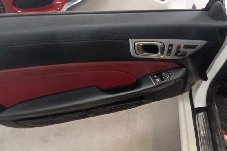 Used Mercedes-Benz SLK-Class 2011 SLK 200 Fashion Model Left Rear Door Interior