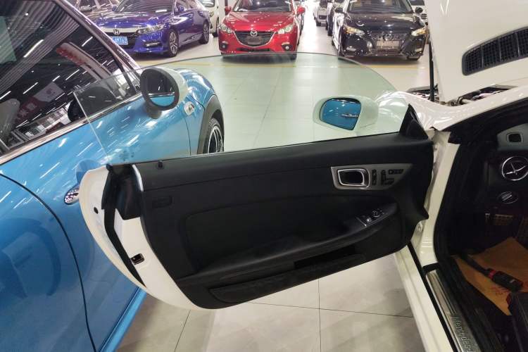 Used Mercedes-Benz SLK-Class 2011 SLK 200 Fashion Model Left Rear Door Interior