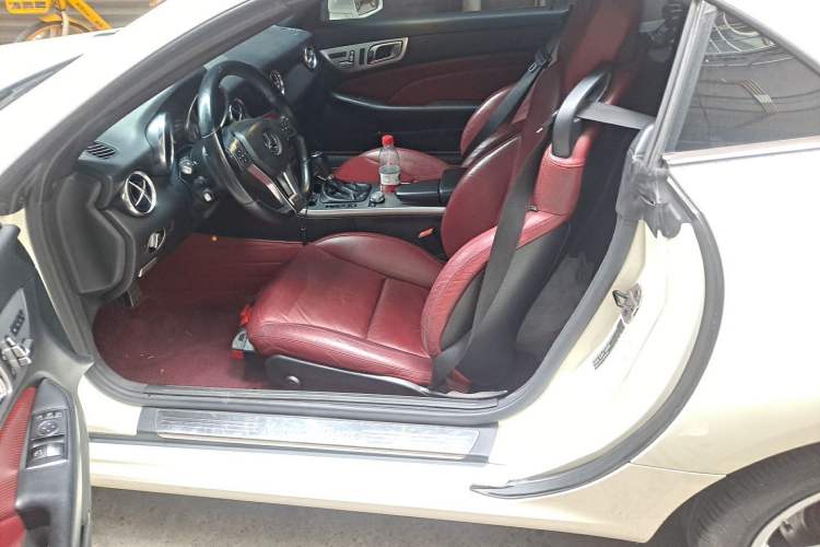 Used Mercedes-Benz SLK-Class 2011 SLK 200 Fashion Model Left Rear Seat