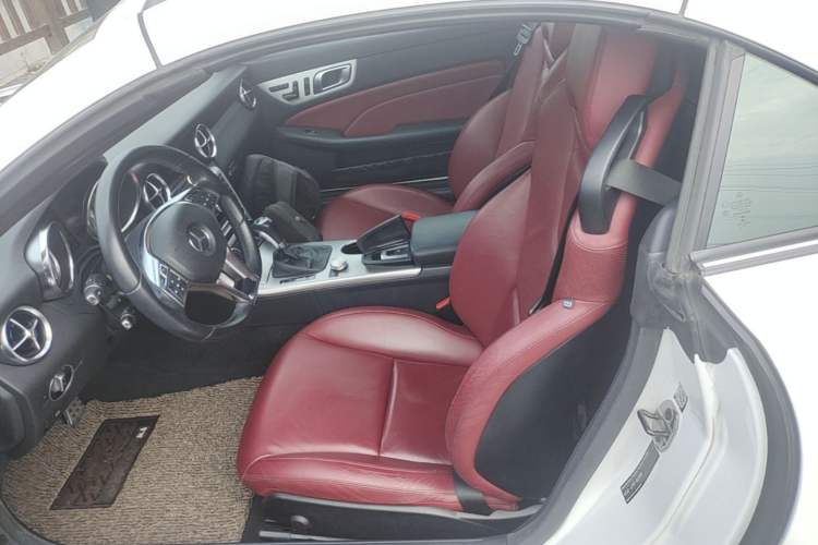 Used Mercedes-Benz SLK-Class 2011 SLK 200 Fashion Model Left Rear Seat