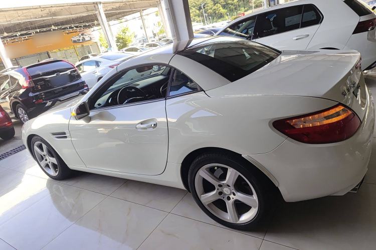 Used Mercedes-Benz SLK-Class 2011 SLK 200 Fashion Model Left Side