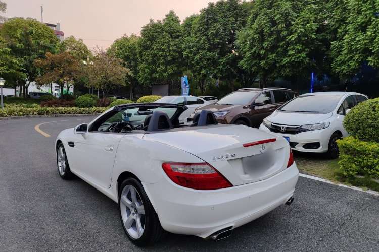 Used Mercedes-Benz SLK-Class 2011 SLK 200 Fashion Model Left Side