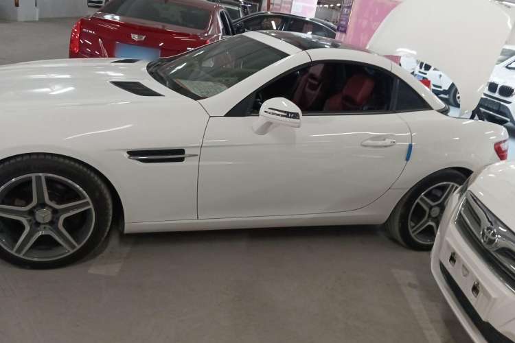 Used Mercedes-Benz SLK-Class 2011 SLK 200 Fashion Model Left Side