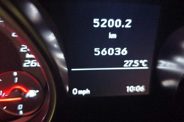 Used Mercedes-Benz SLK-Class 2011 SLK 200 Fashion Model Odometer Close Up