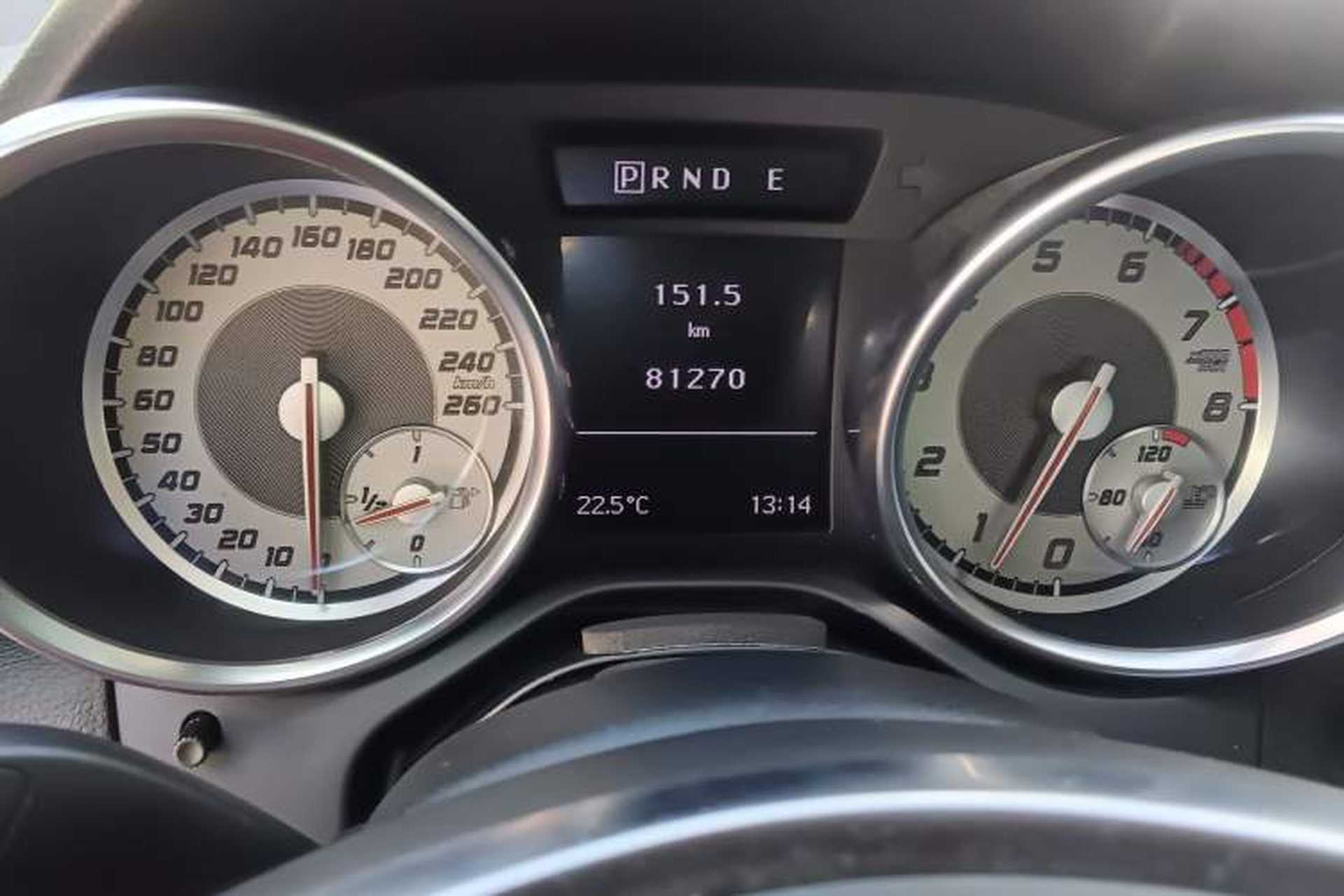 Used Mercedes-Benz SLK-Class 2011 SLK 200 Fashion Model Odometer Close Up