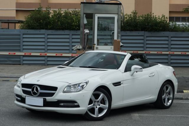 Used Mercedes-Benz SLK-Class 2011 SLK 200 Fashion Model