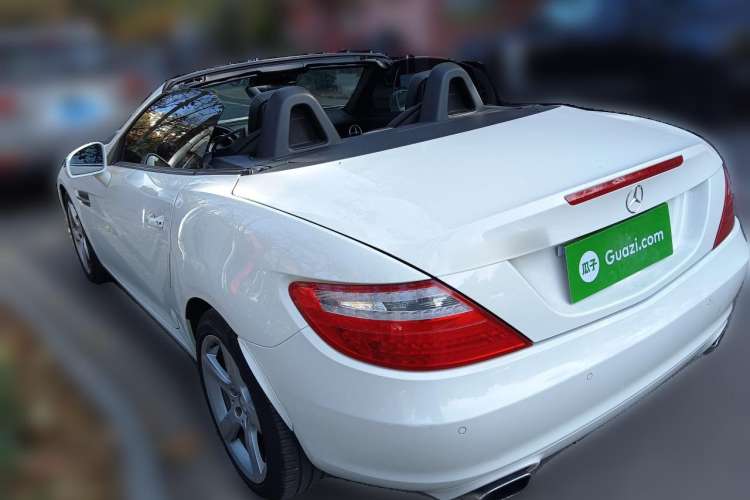 Used Mercedes-Benz SLK-Class 2011 SLK 200 Fashion Model Rear Left 45 Deg