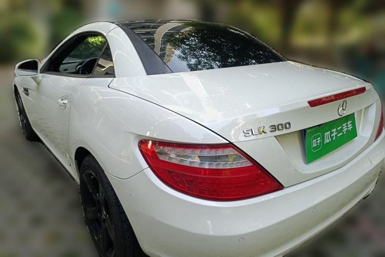 Used Mercedes-Benz SLK-Class 2011 SLK 200 Fashion Model Rear Left 45 Deg
