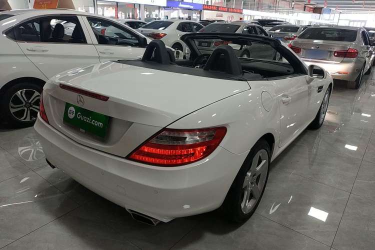 Used Mercedes-Benz SLK-Class 2011 SLK 200 Fashion Model Rear Right 45 Deg