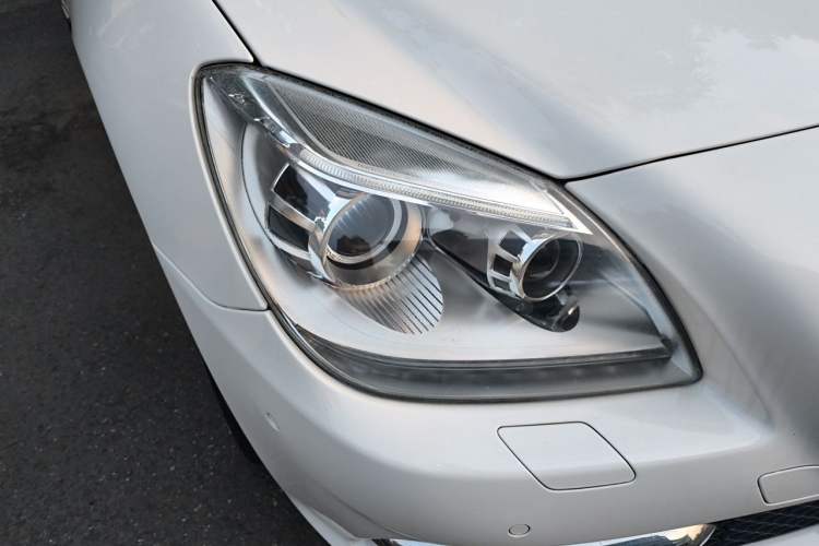 Used Mercedes-Benz SLK-Class 2011 SLK 200 Fashion Model Right Front Headlight