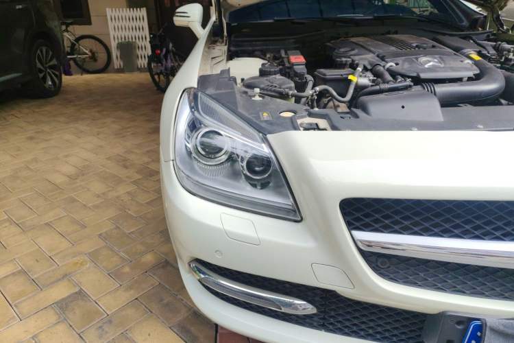 Used Mercedes-Benz SLK-Class 2011 SLK 200 Fashion Model Right Front Headlight