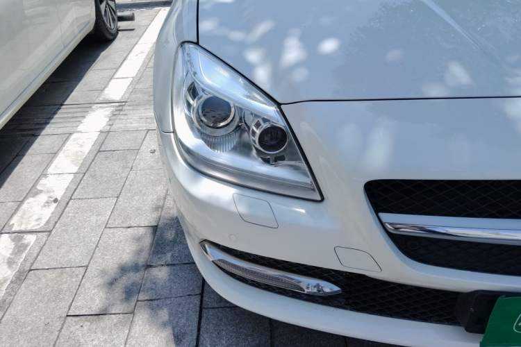 Used Mercedes-Benz SLK-Class 2011 SLK 200 Fashion Model Right Front Headlight