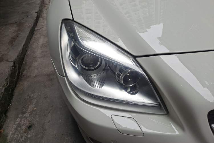 Used Mercedes-Benz SLK-Class 2011 SLK 200 Fashion Model Right Front Headlight