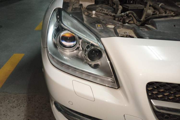 Used Mercedes-Benz SLK-Class 2011 SLK 200 Fashion Model Right Front Headlight