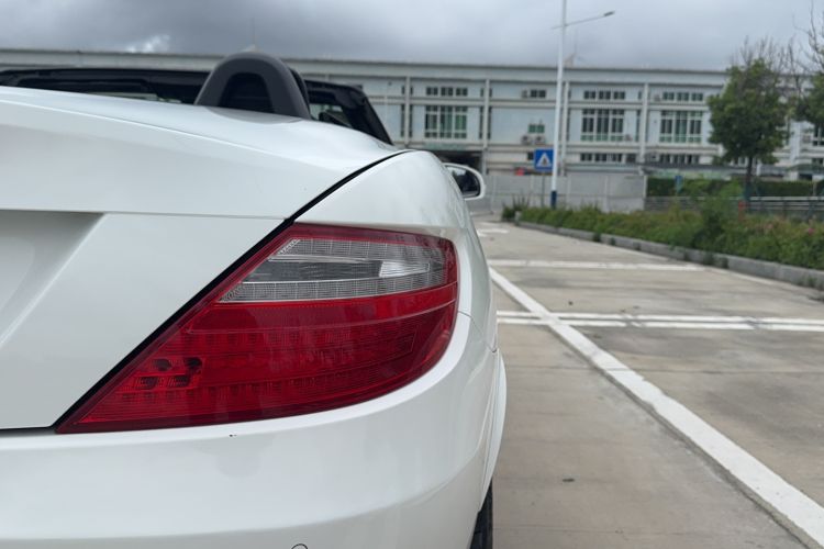 Used Mercedes-Benz SLK-Class 2011 SLK 200 Fashion Model Right Rear Taillight