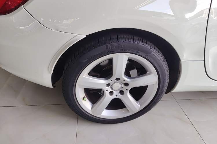 Used Mercedes-Benz SLK-Class 2011 SLK 200 Fashion Model Right Rear Wheel Hub