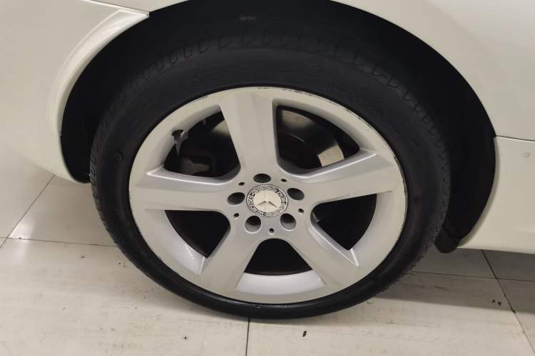 Used Mercedes-Benz SLK-Class 2011 SLK 200 Fashion Model Right Rear Wheel Hub