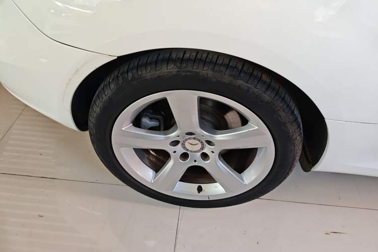 Used Mercedes-Benz SLK-Class 2011 SLK 200 Fashion Model Right Rear Wheel Hub