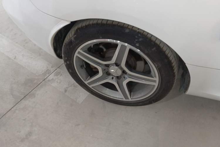 Used Mercedes-Benz SLK-Class 2011 SLK 200 Fashion Model Right Rear Wheel Hub
