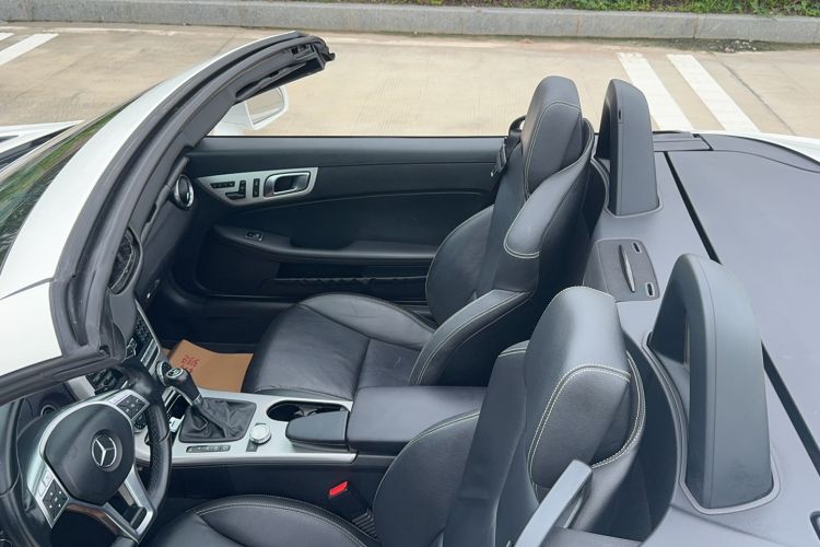Used Mercedes-Benz SLK-Class 2011 SLK 200 Fashion Model Roof
