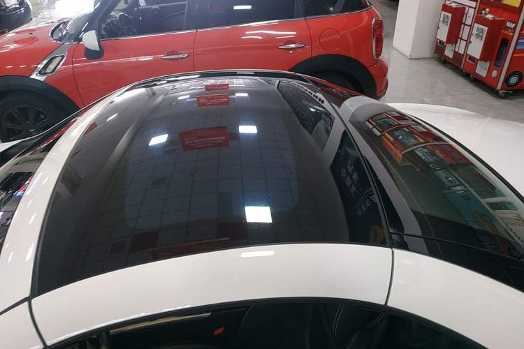 Used Mercedes-Benz SLK-Class 2011 SLK 200 Fashion Model Roof