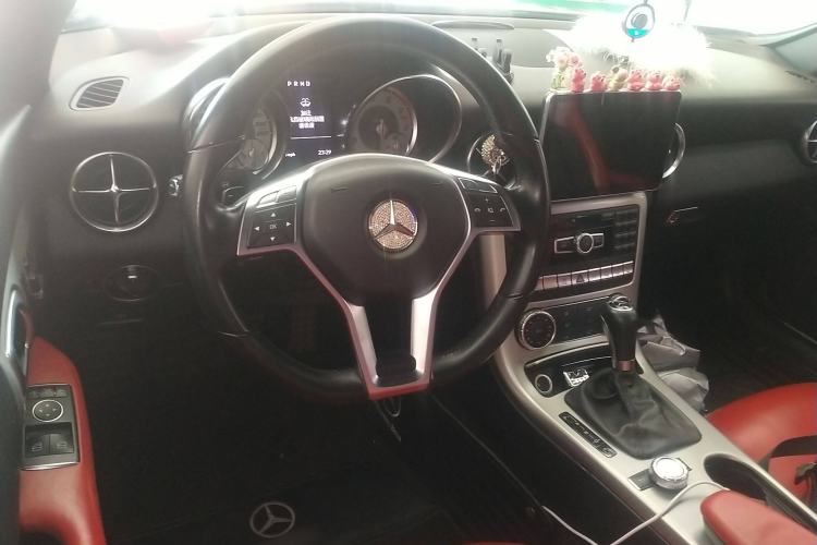 Used Mercedes-Benz SLK-Class 2011 SLK 200 Fashion Model Steering Wheel