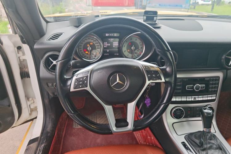 Used Mercedes-Benz SLK-Class 2011 SLK 200 Fashion Model Steering Wheel