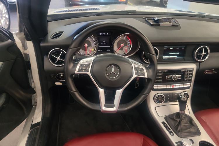 Used Mercedes-Benz SLK-Class 2011 SLK 200 Fashion Model Steering Wheel