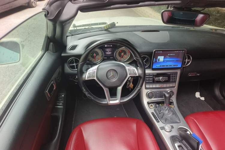 Used Mercedes-Benz SLK-Class 2011 SLK 200 Fashion Model Steering Wheel