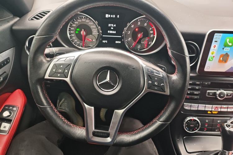 Used Mercedes-Benz SLK-Class 2011 SLK 200 Fashion Model Steering Wheel