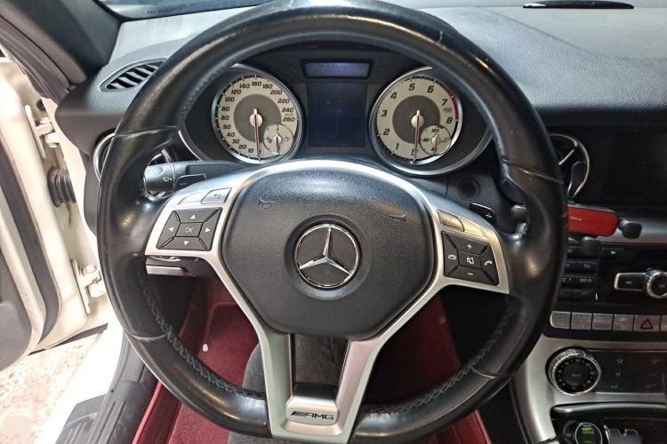 Used Mercedes-Benz SLK-Class 2011 SLK 200 Fashion Model Steering Wheel