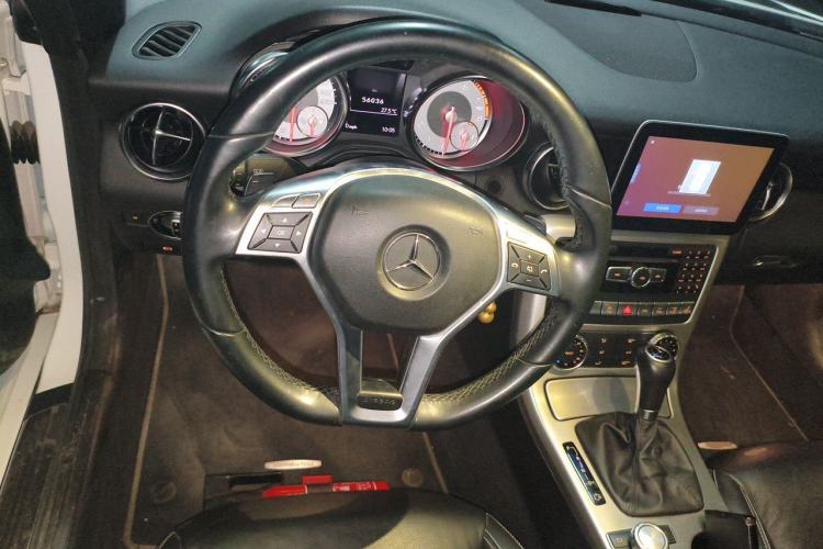 Used Mercedes-Benz SLK-Class 2011 SLK 200 Fashion Model Steering Wheel