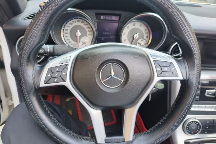 Used Mercedes-Benz SLK-Class 2011 SLK 200 Fashion Model Steering Wheel