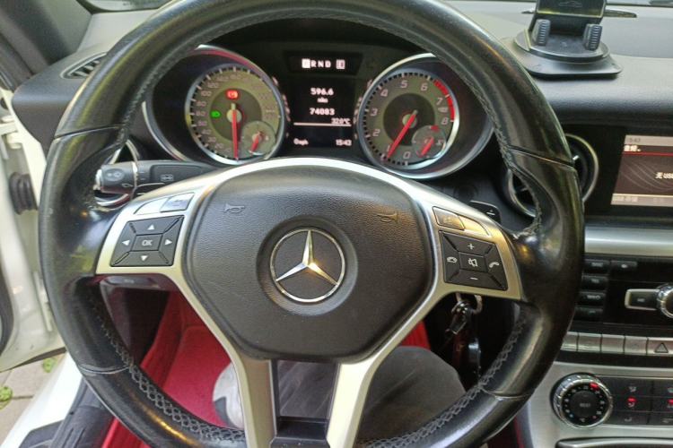 Used Mercedes-Benz SLK-Class 2011 SLK 200 Fashion Model Steering Wheel