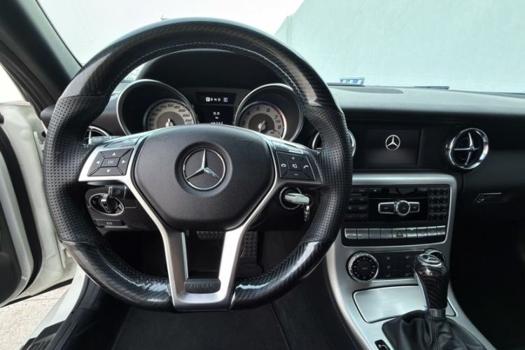 Used Mercedes-Benz SLK-Class 2011 SLK 200 Fashion Model Steering Wheel