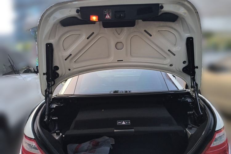 Used Mercedes-Benz SLK-Class 2011 SLK 200 Fashion Model Trunk