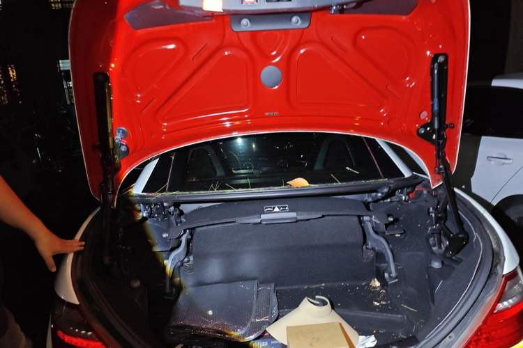 Used Mercedes-Benz SLK-Class 2011 SLK 200 Fashion Model Trunk