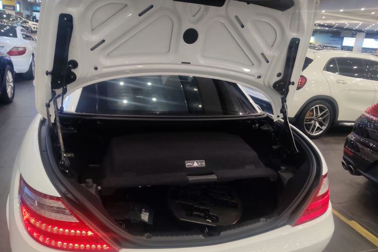 Used Mercedes-Benz SLK-Class 2011 SLK 200 Fashion Model Trunk