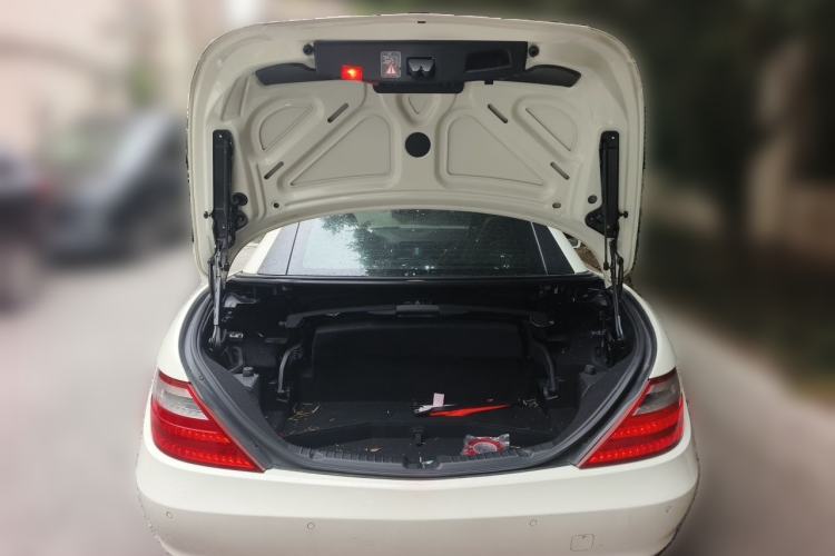 Used Mercedes-Benz SLK-Class 2011 SLK 200 Fashion Model Trunk
