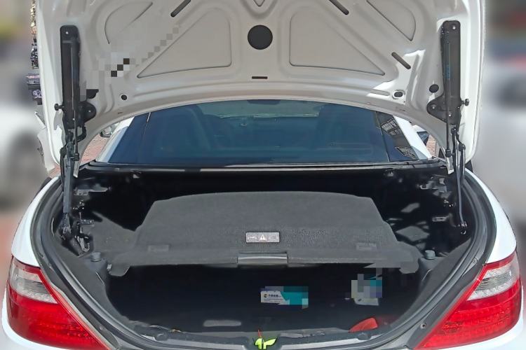 Used Mercedes-Benz SLK-Class 2011 SLK 200 Fashion Model Trunk