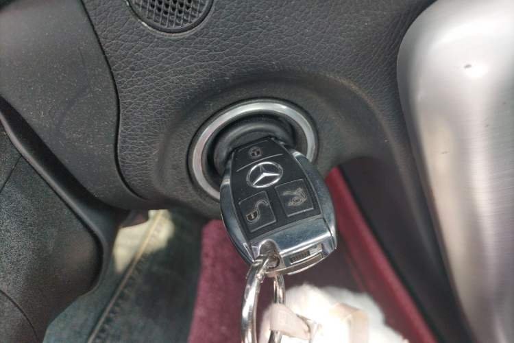 Used Mercedes-Benz SLK-Class 2011 SLK 200 Fashion Model Vehicle Key