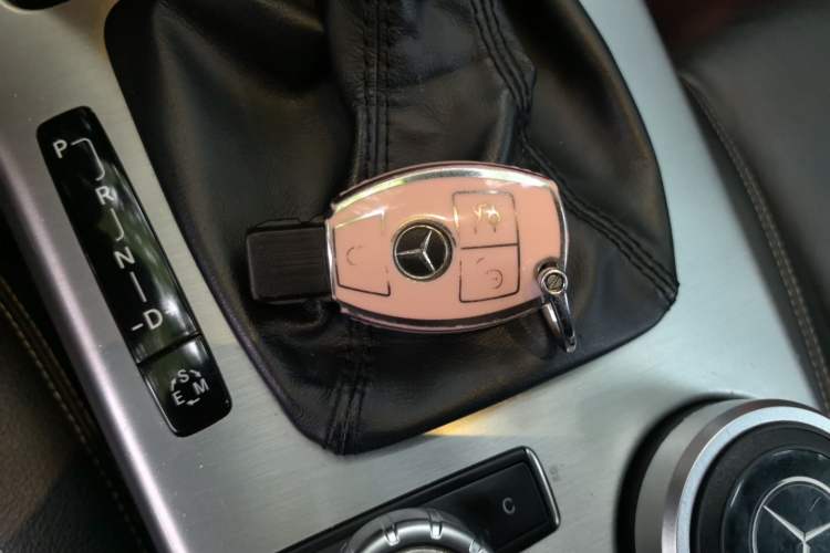 Used Mercedes-Benz SLK-Class 2011 SLK 200 Fashion Model Vehicle Key