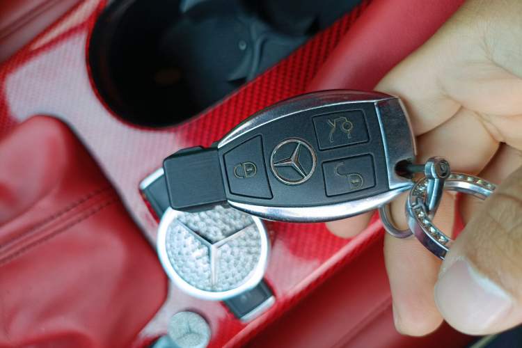 Used Mercedes-Benz SLK-Class 2011 SLK 200 Fashion Model Vehicle Key