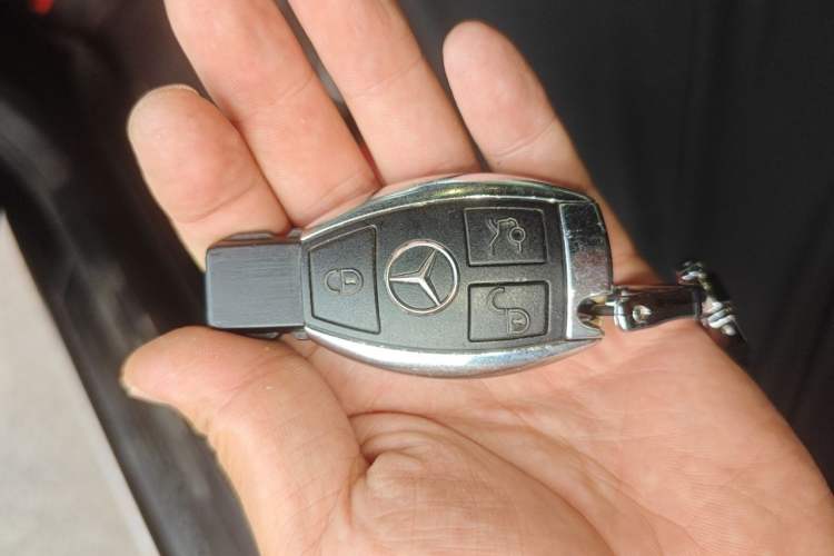 Used Mercedes-Benz SLK-Class 2011 SLK 200 Fashion Model Vehicle Key