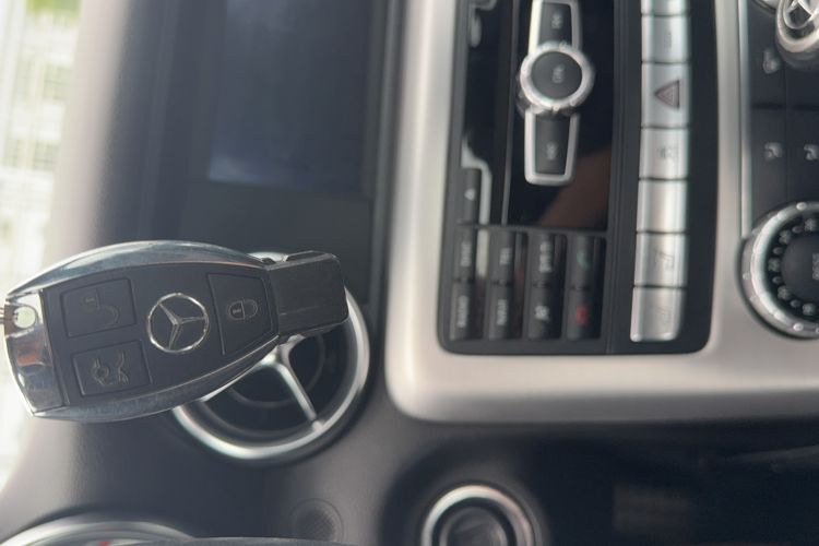 Used Mercedes-Benz SLK-Class 2011 SLK 200 Fashion Model Vehicle Key